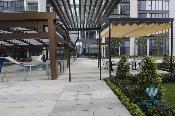 Four bedroom apartment for rent in Vinhome Metropolis, Ha Noi